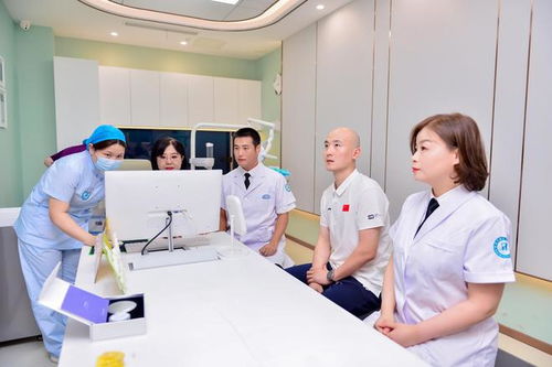 羽毛球世界冠軍助力保定牙博士小歪牙矯正基金啟動(dòng)儀式，共促口腔健康新篇章